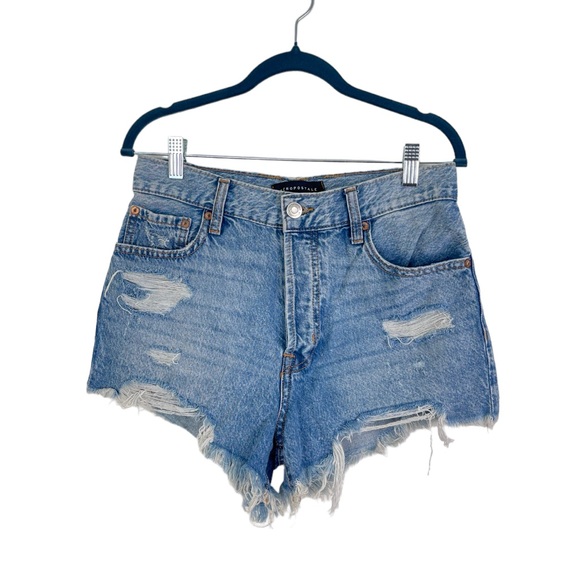 Aeropostale Jean Shorts Size 8, Festival Denim Distressed - Picture 1 of 8